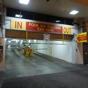 The Center Of Singapore; China Town Apartment Singapore