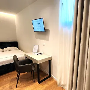 3* Otel Old Town